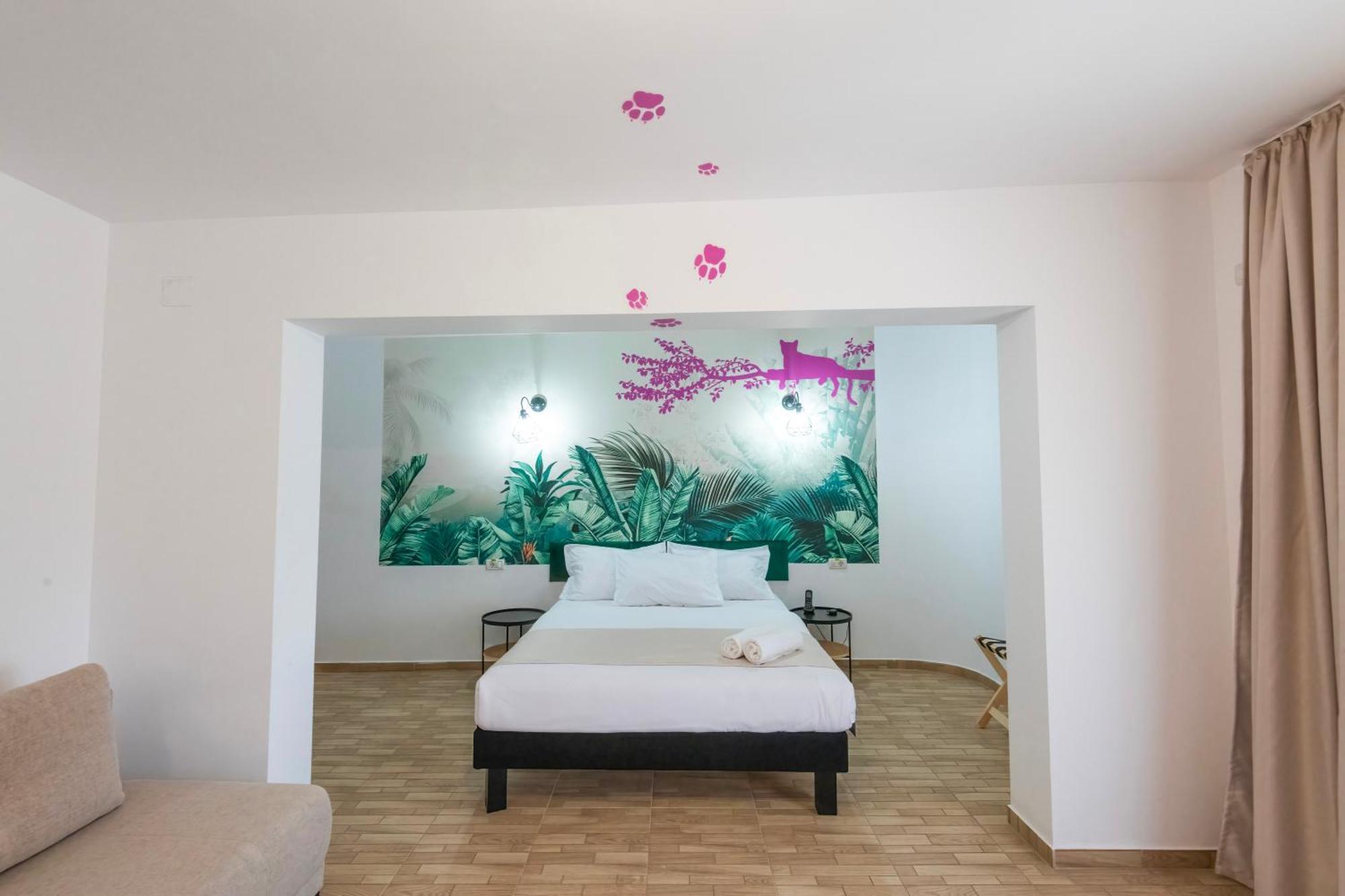 Hotel Ibis Styles Venus Exterior foto